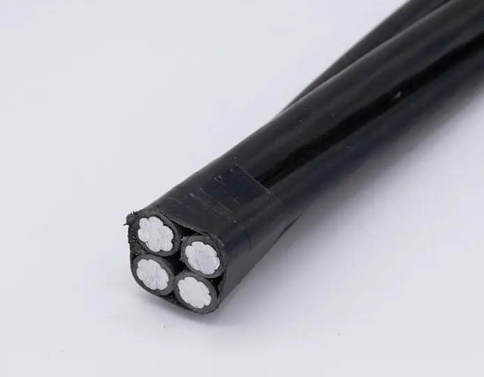 廣州電線電纜廠講解怎么避免冬季電線電纜外皮掉落的現(xiàn)象呢.jpg 廣州電線電纜廠講解怎么避免冬季電線電纜外皮掉落的現(xiàn)象呢.jpg